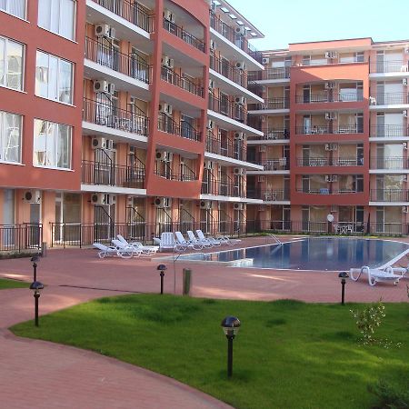 אפרטהוטל סאני ביץ' Bratanov Sunset Beach 4 מראה חיצוני תמונה